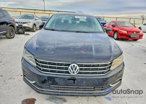 2016 Volkswagen Passat S from USA, damaged, VIN 1VWAT7A3XGC009680